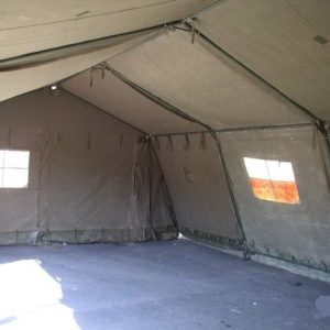 Tente militaire – Segment de toile de occasion sans armature